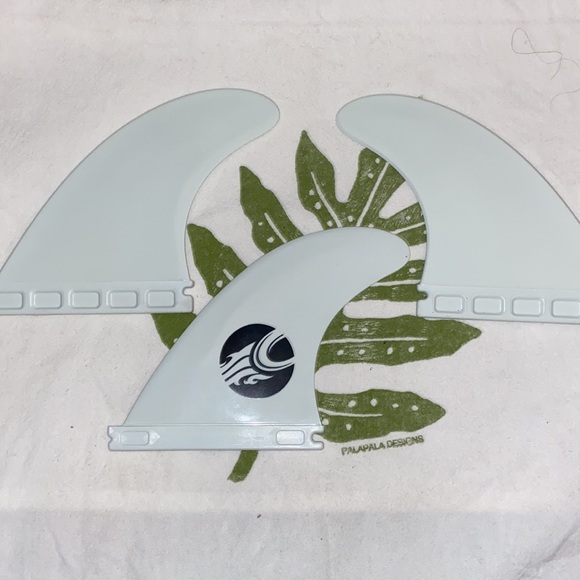 Cabrinha Surf Fin Thruster Set - Picture 4 of 5